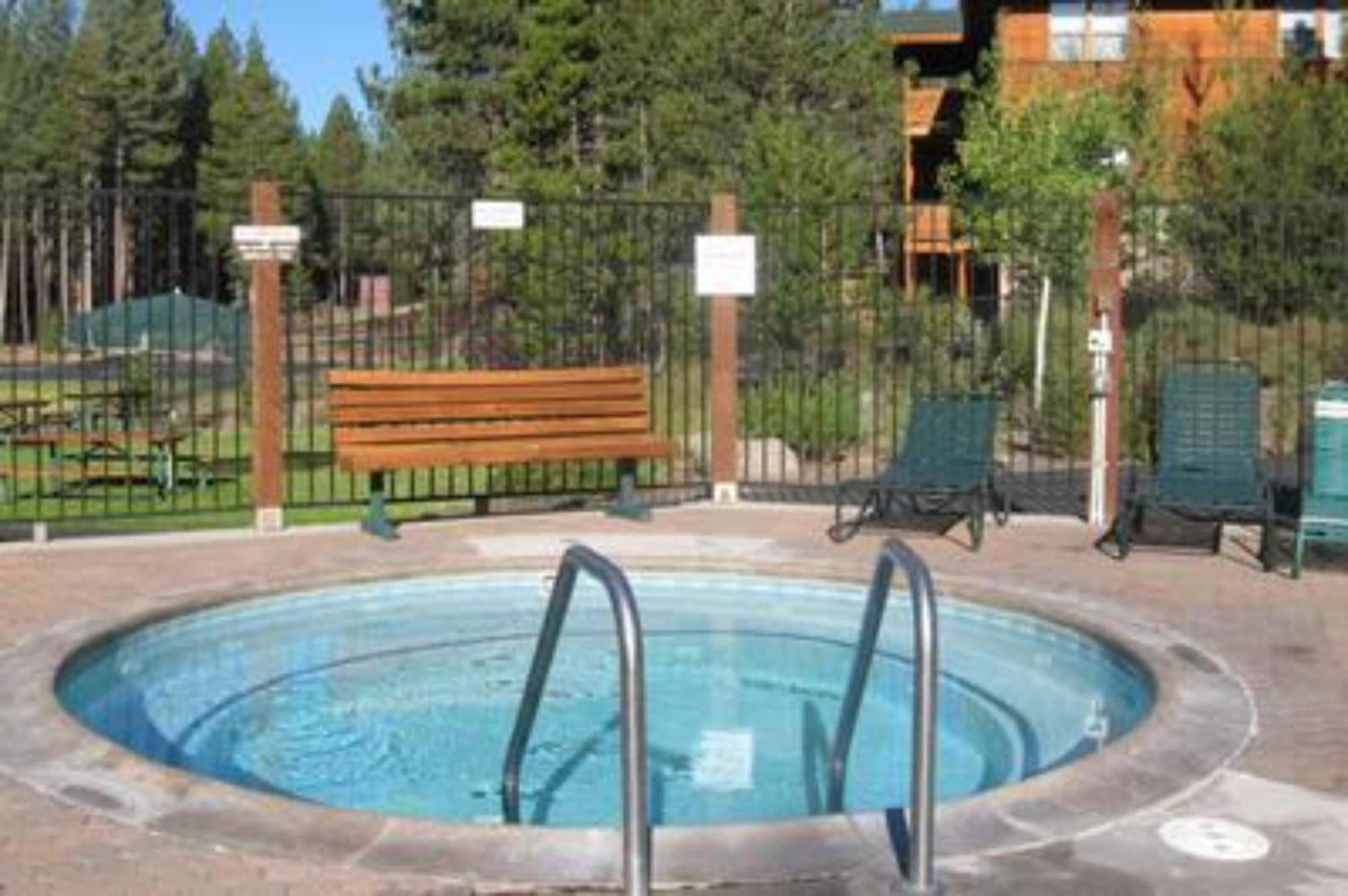 Zephyr By Avantstay Stylish Modified A Frame W Access To Tahoe Donner Truckee Exterior foto